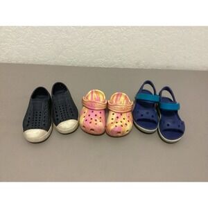 Lot 3 pair Native Crocs Shoes Sandals Kids 6 8 Navy Pink Blue Water Shoes Bundle